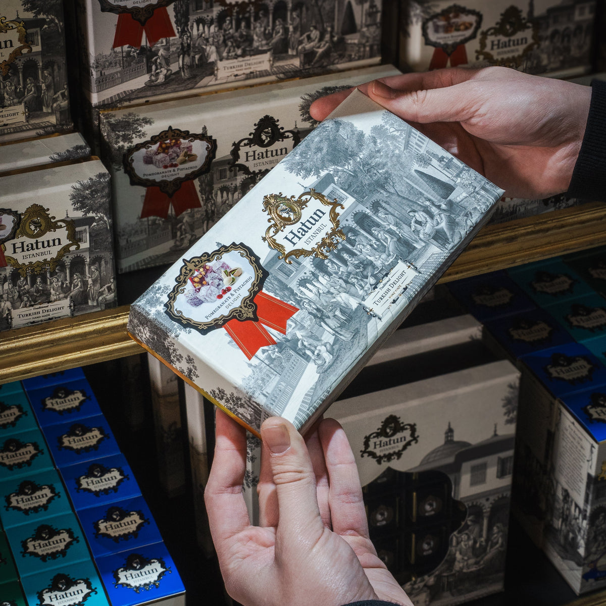 Narlı Antep Fıstıklı Lokum 450 gr – Hatun İstanbul